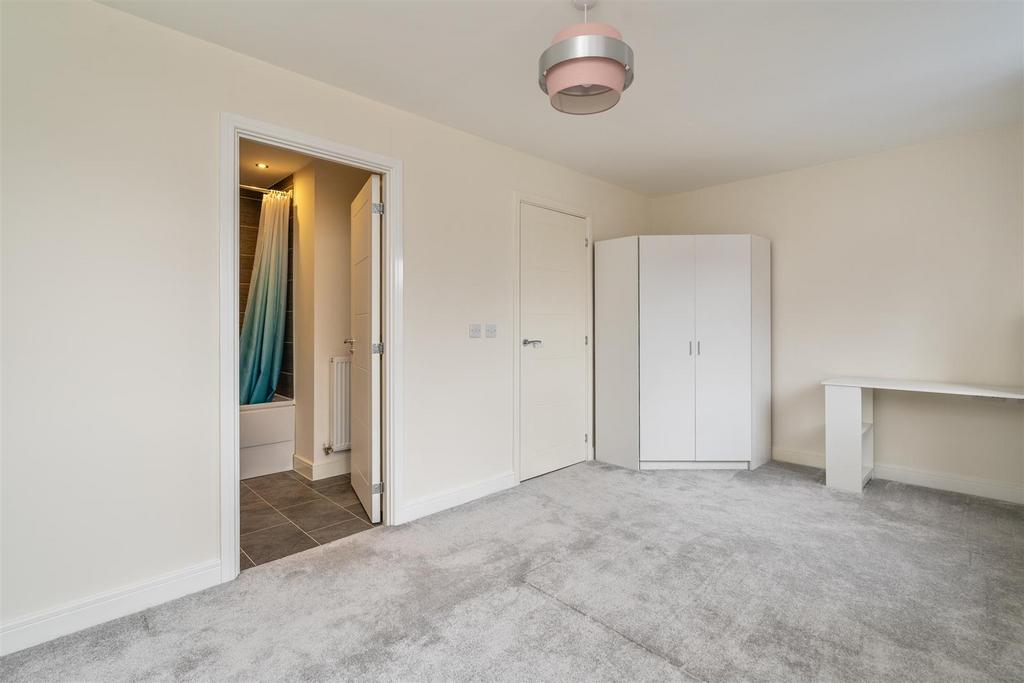 18 Kildare Close 9.jpg