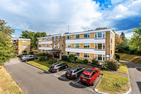 undefined, AVENUE ROAD, EPSOM, KT18