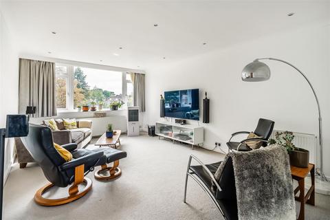 undefined, AVENUE ROAD, EPSOM, KT18