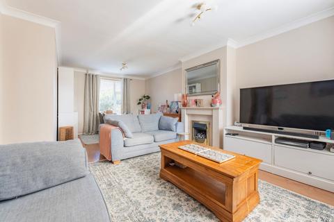 32 Milton Close, Norwich, NR1 3HX