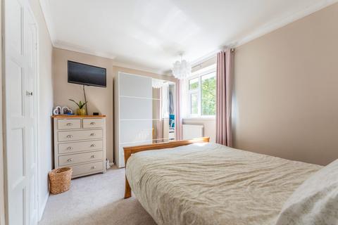 32 Milton Close, Norwich, NR1 3HX