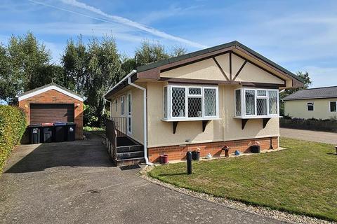 2 bedroom park home for sale, Keat Farm Close, Herne Bay, CT6 6SL