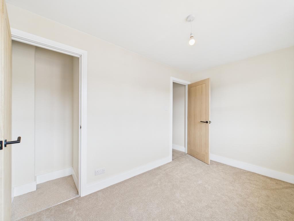Double Bedroom with Wardrobe