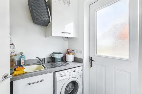 14 Bishop Way, Buntingford, SG9 9SL