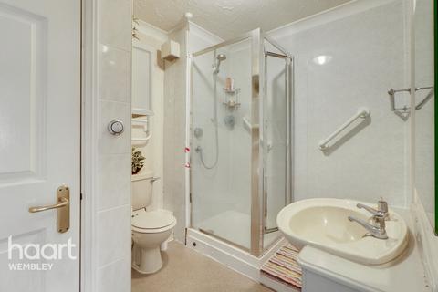 1 bedroom retirement property for sale, Retirement Home in Wembley
