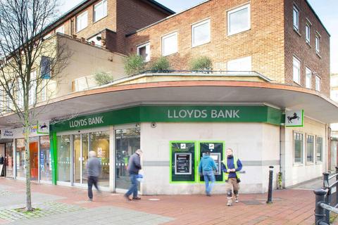 Retail property (high street) to rent, 2-42 Palmerston Rd Southsea PO5 3QH