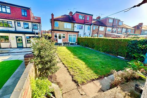3 bedroom end of terrace house for sale, Ashcombe Park, London NW2