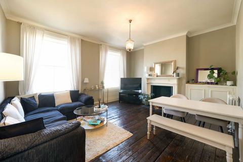 2 bedroom flat for sale, Britannia Road, London SW6