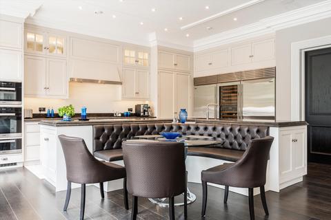 undefined, Furze Field, Oxshott, Leatherhead, Surrey, KT22