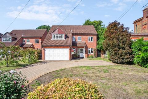 undefined, Aldenham Road, Bushey, WD23