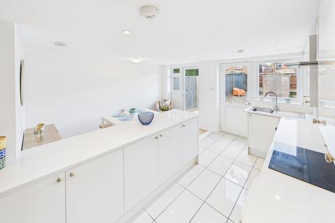 21 Arrowsmith Avenue, Worcester, WR2 5JA