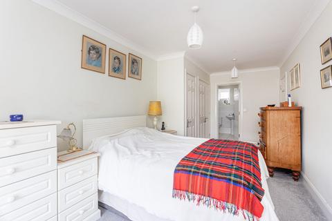 38 Complins Close, Oxford, OX2 6PZ