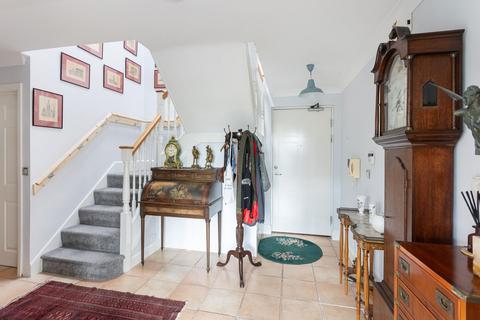 38 Complins Close, Oxford, OX2 6PZ
