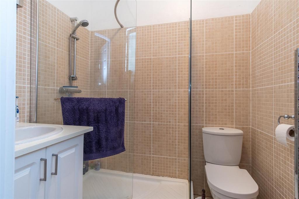 Master Ensuite