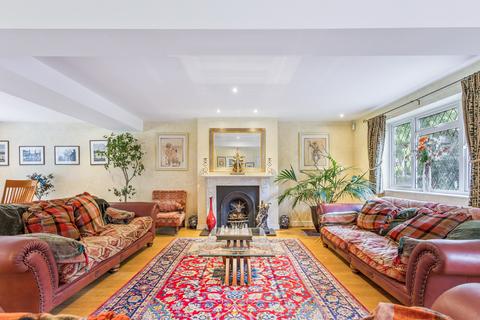 5 bedroom detached house for sale, Valley Road, Rickmansworth, WD3