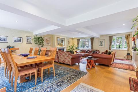 5 bedroom detached house for sale, Valley Road, Rickmansworth, WD3