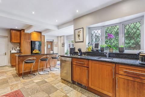 5 bedroom detached house for sale, Valley Road, Rickmansworth, WD3