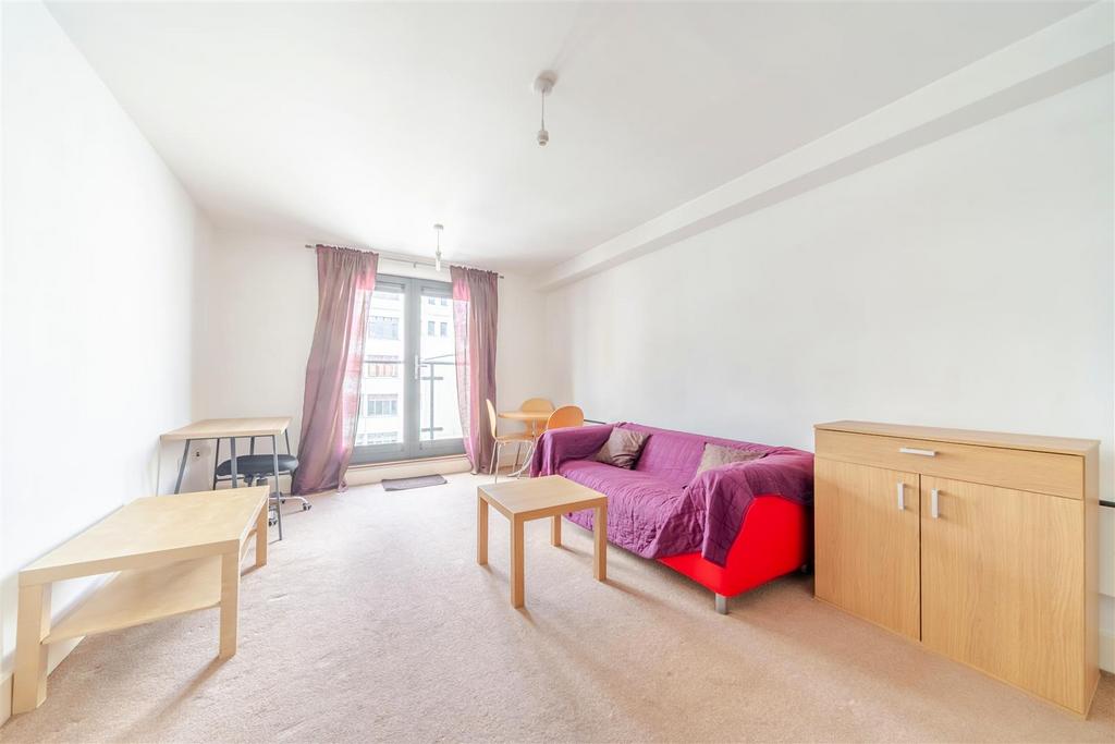 22 Charles Street CENTRO 19.jpg