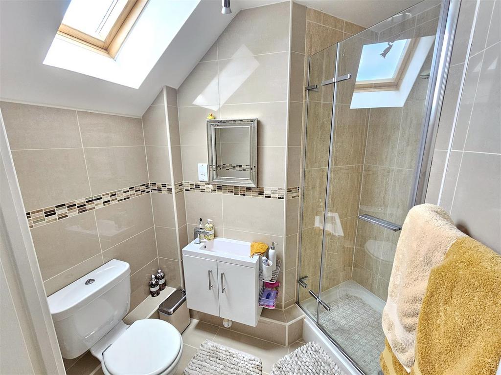 Ensuite.jpg