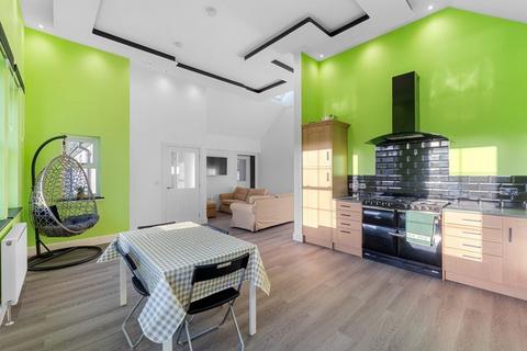 undefined, 5 Eshiels Holding, Peebles EH45 8NA