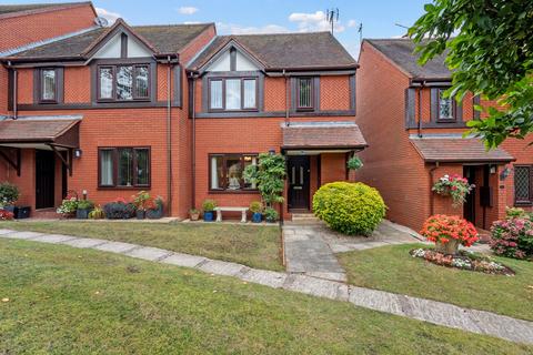 2 bedroom end of terrace house for sale, Yew Tree Gardens, Henley in Arden, Warwickshire, B95