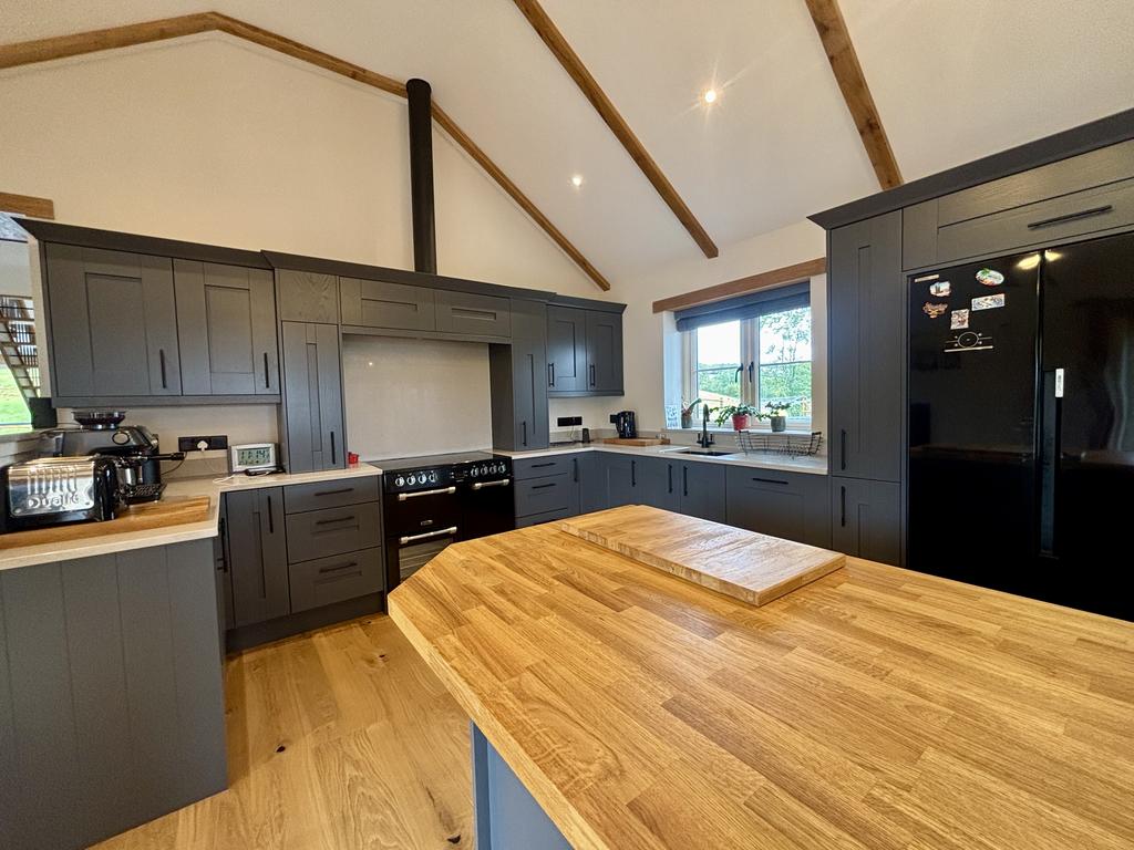 Kitchen (second image)