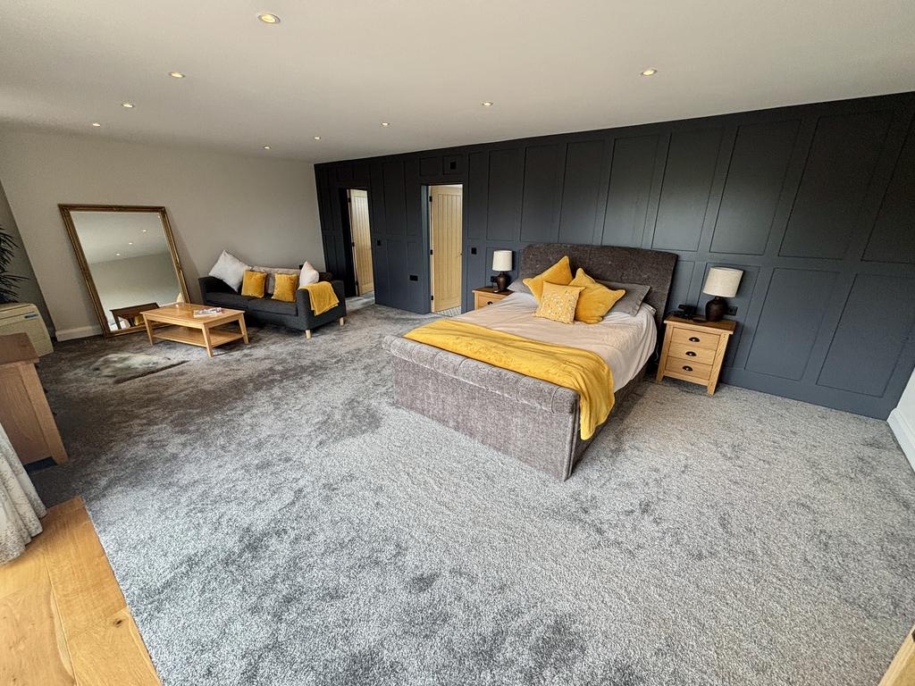 Principal bedroom 1