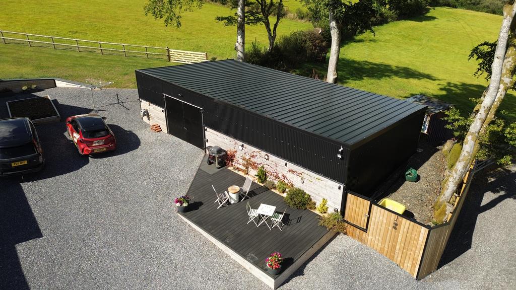 Garage/ workshop