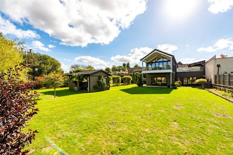 4 bedroom bungalow for sale, Main Road, Earls Barton, Northamptonshire, NN6