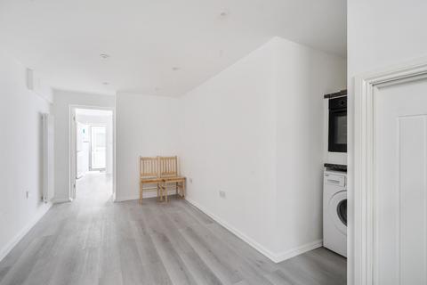 1 bedroom apartment for sale, Portland Road, London, SE25