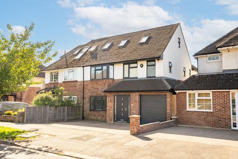 4 bedroom semi-detached house for sale, Hammers Gate, St. Albans AL2