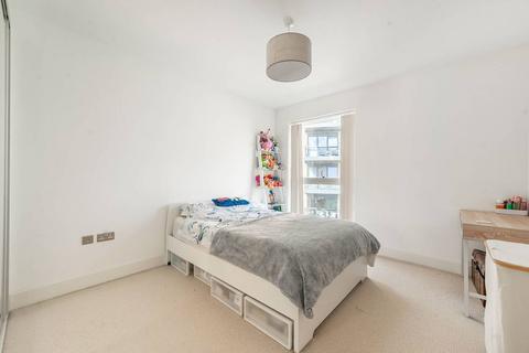 1 bedroom flat for sale, Lyon Road, Harrow, HA1
