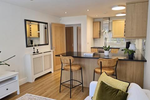 38 Poplar Road, Esher, KT10 0DD