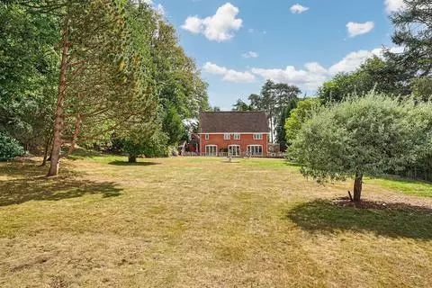 4 bedroom detached house for sale - View 4