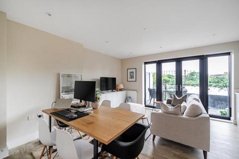 1 bedroom flat for sale, Finchley Central,  London,  N3
