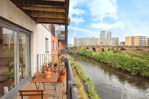 2 bedroom flat for sale, Woden Street, Salford