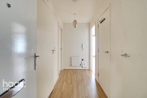 1 bedroom flat for sale, High Street, Stratford