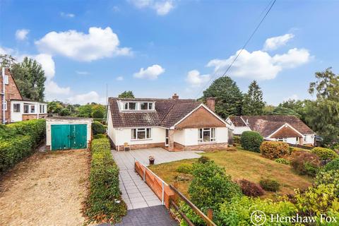 3 bedroom chalet for sale, Oakleigh Drive, Landford, Wiltshire