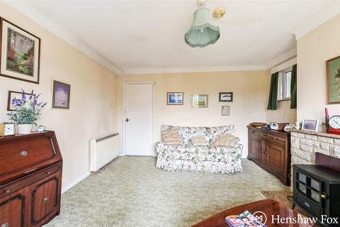 3 bedroom chalet for sale, Oakleigh Drive, Landford, Wiltshire