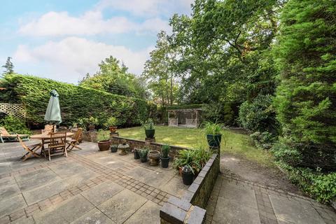 undefined, Blackwood Close, West Byfleet, Surrey, KT14
