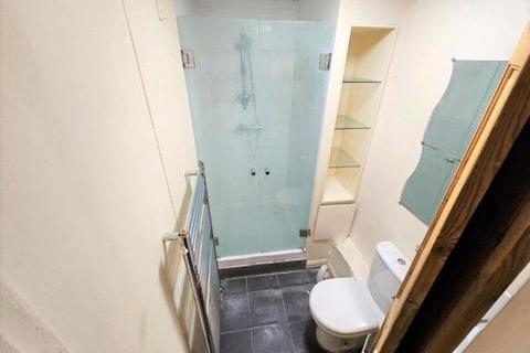 undefined, Glendale Road, Northfleet, Gravesend, Kent, DA11