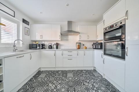 undefined, Horse Sands Close, Hampshire PO4