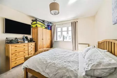 2 bedroom apartment for sale - Photo 10