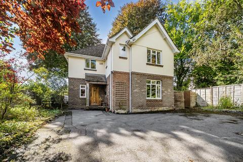 undefined, 11 Stonehenge Road, Salisbury SP4