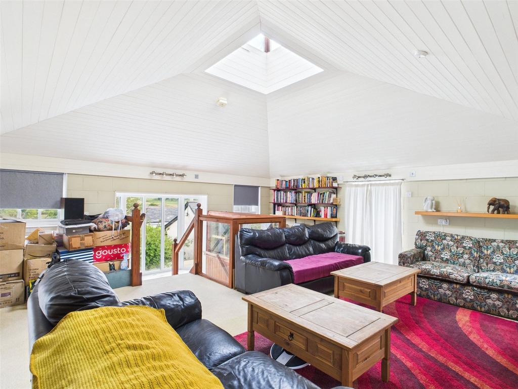 Studio / Living