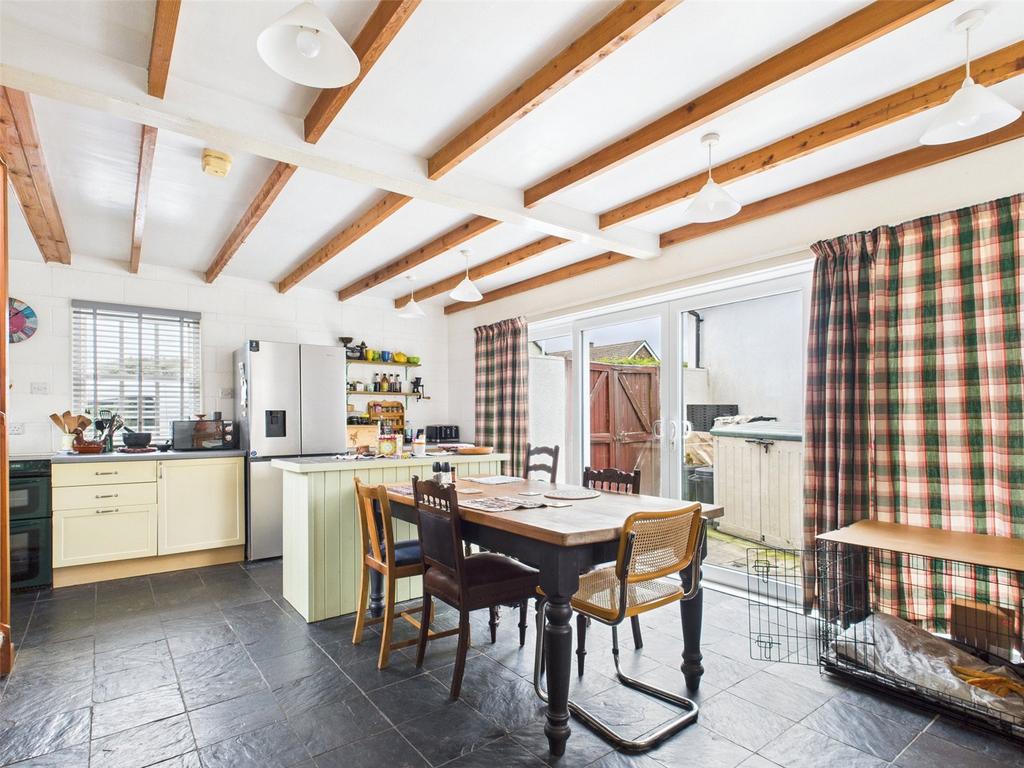 Kitchen / Dining