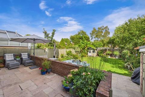 50 Queens Avenue, Feltham, TW13 7NU