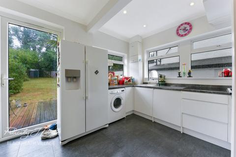 undefined, Mayday Gardens, London SE3