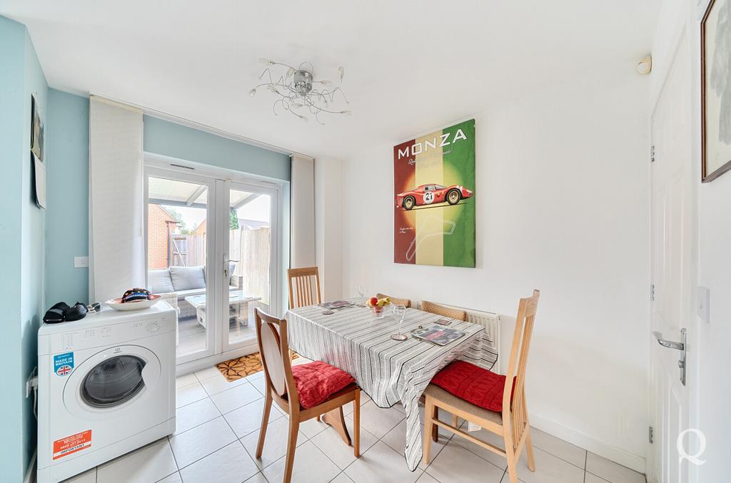 33a2497f-ee44-4e9...