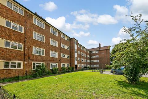 Hawthorn Court, West Hall Road, Kew, Richmond, Surrey TW9